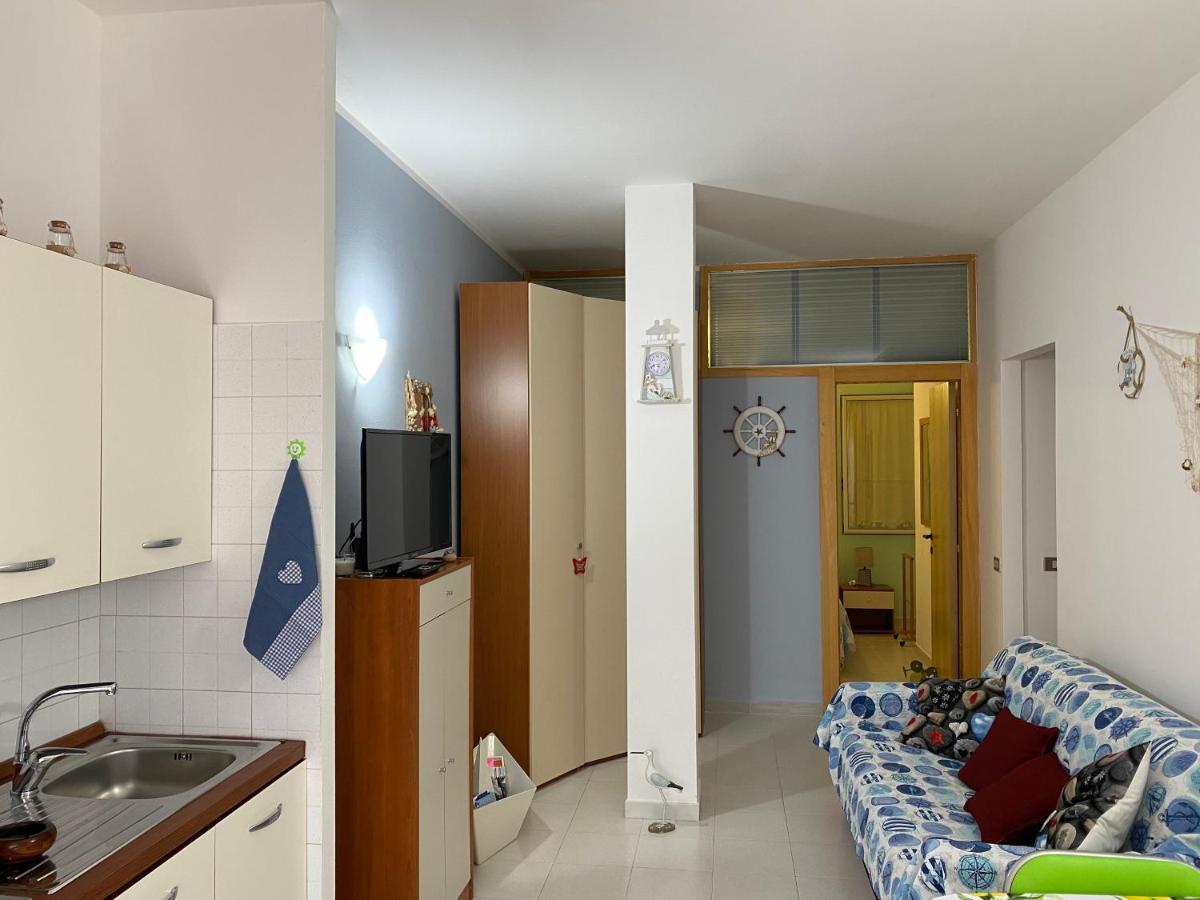 Appartamento Nel Cuore Di Villasimius Exterior foto